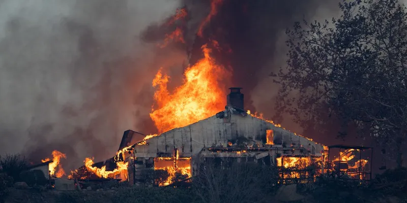 Các trường hợp mơ cháy nhà phổ biến và ý nghĩa tâm linh
