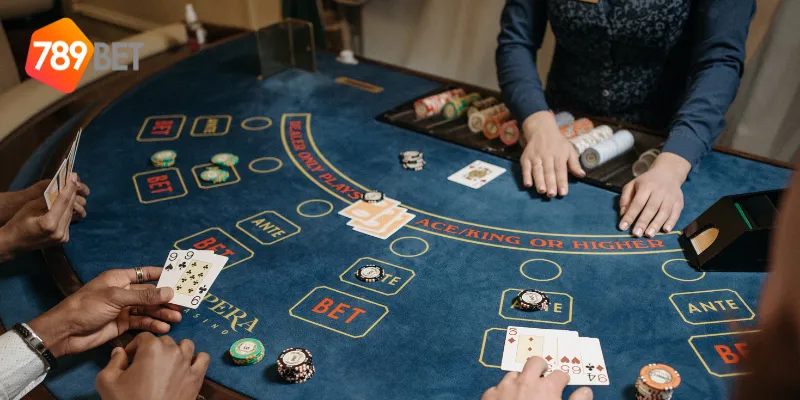 Giới thiệu về baccarat và cách thắng baccarat