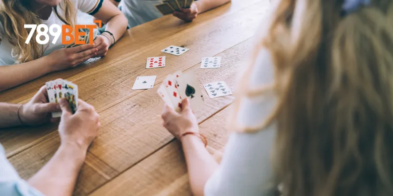 Cách chơi game bài phỏm