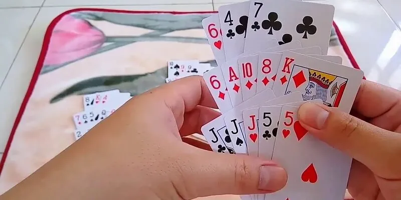 Chơi bài Mậu Binh 9 lá – Chiến thuật sắp bài theo từng tình huống 2 Giới thiệu chi tiết về bài Mậu Binh 9 lá